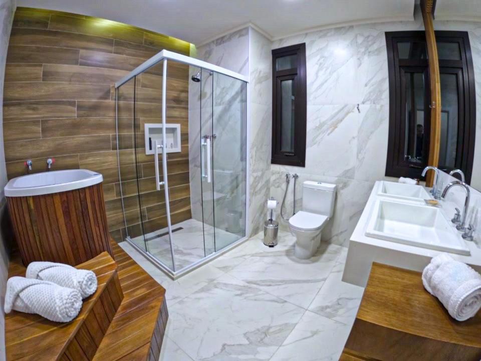 Austin Suites Грамаду Екстериор снимка
